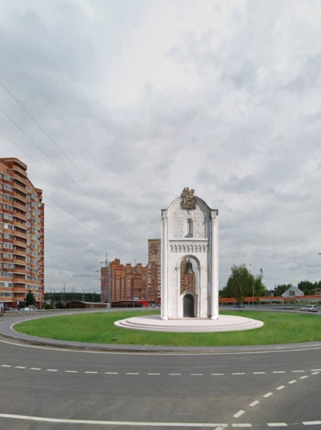 Врата в град древний